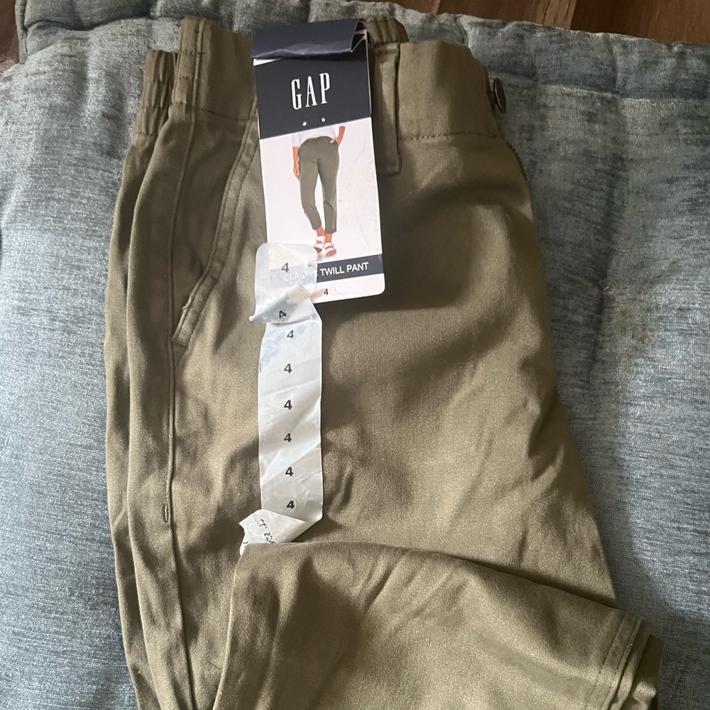 Army green GAP pants